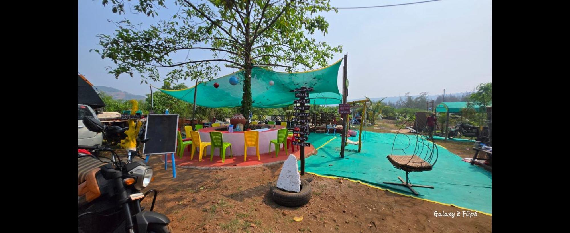 Sea Touch Beach Resort Harihareshwar Exterior photo